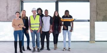 Immigration Reform 2025: Impact on US Labor Shortages - Cover Image